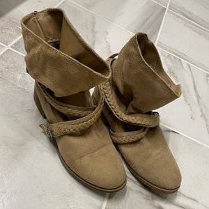 Callia booties